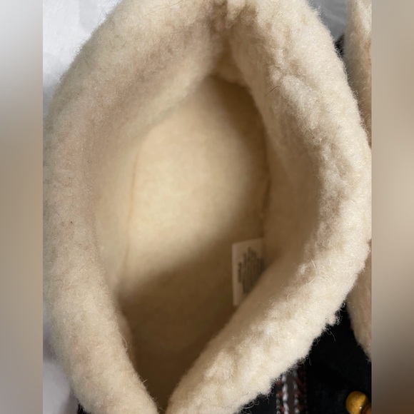 🖤Madden Girl Slippers🖤 - Picture 9 of 11